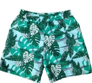 Short Infantil con bolsillo posterior (Estampado de hojas)
